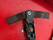 Gyrobroyeur polyvalent avec équipement robuste pour travaux agricoles