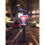 Panneau de priorité AB3b - Cédez le passage à l'intersection - pré signalisation conforme aux normes NF et CE_3