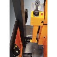 Chariot élévateur latéral picking multidirectionnel Série C - OMG - 2.0-2.5 t_3