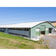 Bâtiment d'élevage métallo-textiles pour vaches laitières - Spacieux, clair, baigné de lumière - AGROTEL_3