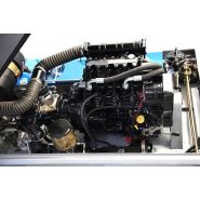 Pompe à chape avec compresseur à vis à refroidissement à huile