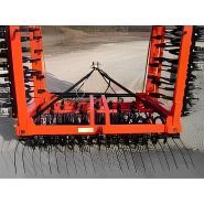 Herse agricole avec largeur de travail de 2 à 6 m - Acti-prairie M
