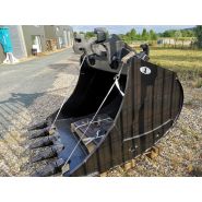 Godet renforcé avec poutre en caisson pour pelles 16 à 19 tonnes