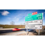 Panneaux gamme Faucon - Planches PAL - Fixation sur supports standards, portiques potence ou hauts-mâts_3