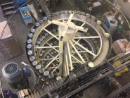 SpiralVeyor SVs - Convoyeur hélicoïdal compact à tapis étroit pour petits packs et liquides_3