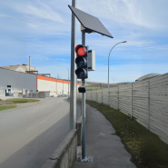 Feu rouge intelligent solaire - 13011_3