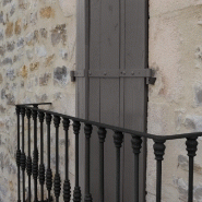 Peinture bois extérieur et intérieur Couleurs d'ici® V33 - gris feutré velours - 0.125 L - ultra-couvrante et résistante 10 ans_3