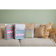 Sac à provisions en feutre RPET personnalisable - Impression quadri sur le devant et le dos - Avec poignées découpées, soufflet et étiquette RPET_3