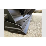 Ghct 600 et 700 TP - Godets multiservices Riman - Poids 360 à 750 kg - Structure renforcée et mâchoire monobloc_3