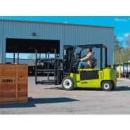 Chariots élévateurs électriques à quatre roues GEX40-50 - Clark - 4000 à 4990 kg - Puissants et ergonomiques_3
