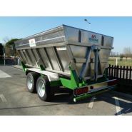 Remorque cuve inox pour produits agricoles et raisins