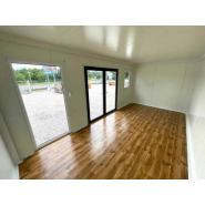 Conteneur de bureau premium de 6 m - élégant et fonctionnel avec design moderne et grandes fenêtres_3