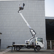 Nacelle sur Camion SCORPION 1490  conçue pour les travaux en hauteur en extérieur en Alpes -  disponible en achat neuf et en location de courte à longue durée_3