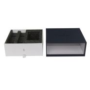 Boîte noire à lamination mate pour cadeaux et produits