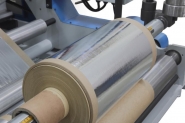 SM009 Laminateur - Collage cellophane 110 cm, colle froide, capacité 120 MT/min_3