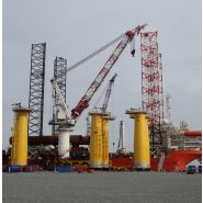 Bos 45000 - Grue portuaire offshore Liebherr - Capacité de levage max 1 400 tonnes - Portée 102 m_3