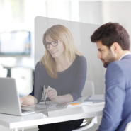 Vitre de Protection Plexiglass 4mm Transparent GM H 95 x L 80 cm + 2 Pieds - Réf : 490708 - Ouverture « passe-documents »_3