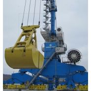 Grue portuaire LPS 280 - Liebherr - capacité de levage max 84t - portée max 40m_3