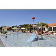 Pataugeoire : jeux et structure ludique en inox - Arceaux arroseurs, toboggan et arbre à seaux_3