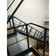 Escalier droit en acier_3