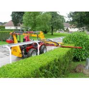Tailleuse hydraulique pour haies avec double sens de rotation et inclinomètre