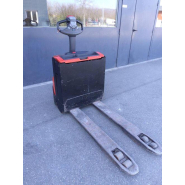 Transpalette électrique BT LWE140 E000590 - disponible en occasion et en location de courte à longue durée_3