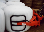 Pince à balle avec bagues anti-usure autolubrifiées