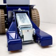 M14 - tracteur logistique - zallys - capacité de charge 6000 kg_3