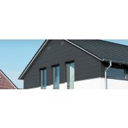 Panneaux de façade PREFA avec surfaces lisse, stucco ou lignée