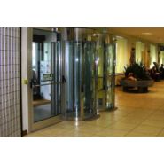 Porte blindée avec électroaimant de rétention jusqu'à 650 kg