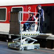 Plateforme élévatrice mobile spéciale trains - Pégase - Accès PMR, 300 kg, intérieur et extérieur_3
