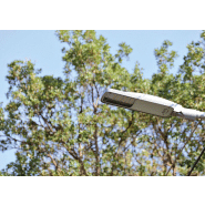 Luminaire fonctionnel Elium M - design plat, 3 formats, 18 courbes optiques, efficacité jusqu'à 142 lm/W_3