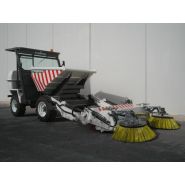 Ba-2500h-ag - balayeuse mécanique de voirie - Piquersa - moteur Perkins diesel 49,5 ch - transmission hydrostatique 4x4 - capacité 2500 kg_3