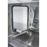 GloveFAST Cyto Pharma - isolateur pharmaceutique Faster SRL - ouvertures 300 mm avec manchons et système HEPA/ULPA_3