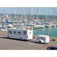 Remorque de 3.60m avec anneaux d'arrimage et lumière intérieure