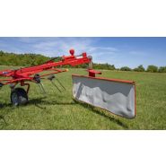 Machine portée GF 8700 Kuhn offrant compacité et grande largeur de travail