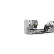 Machine de découpe industrielle avec système de lubrification microgoutte