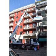 Panier spécial à ouverture frontale sur nacelle B-Lift 410 HR