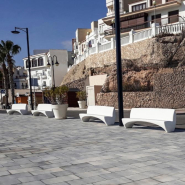 Banc en béton Ponte - Banc urbain moderne en béton blanc et gris avec chaise individuelle - Idéal pour espaces contemporains_3