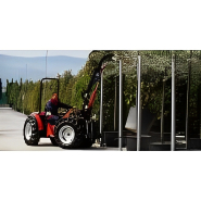 Tracteur réversible SRX pour travaux agricoles variés comme labourage et récolte