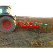 Chisel agricole SEGUÉS CH-100 conçu pour terrains difficiles et chaume dense