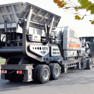 Concasseur broyeur à minerai mobile débit 500 t/h_3