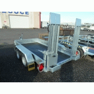 Remorque porte engin avec éclairage conforme aux normes européennes