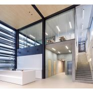 Cloison vitrée bord à bord H7 avec chants polis