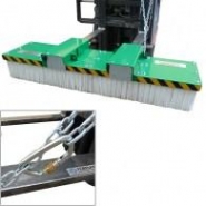 FP-N05020 - Balais industriels pour chariots élévateurs avec structure en acier peint et brosses souples en polypropylène_3