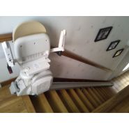 Monte-escalier droit pour un accès complet au domicile - Superglide Acorn 130_3