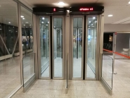 Corridor de sortie - Saima - Contrôle des flux passagers avec capteurs et éclairage LED_3