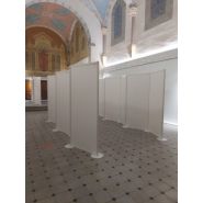 Panneaux d'exposition robustes et combinables pour médiathèques