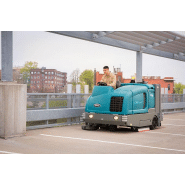 M30 Large balayeuse-laveuse TENNANT autoportée intégrée_3
