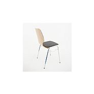 109 Classic - Chaises empilables en bois et acier, garnitures tapissées - Meubles Gaille SA_3